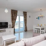 Apartment Stella *