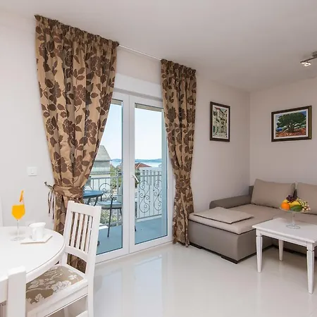 Διαμέρισμα Stella *