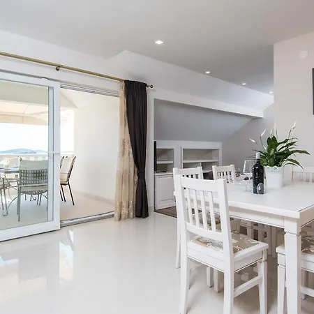 Διαμέρισμα Stella Orebić